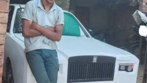 Haryana Rohtak junk Ascent car modified Rolls Royce look