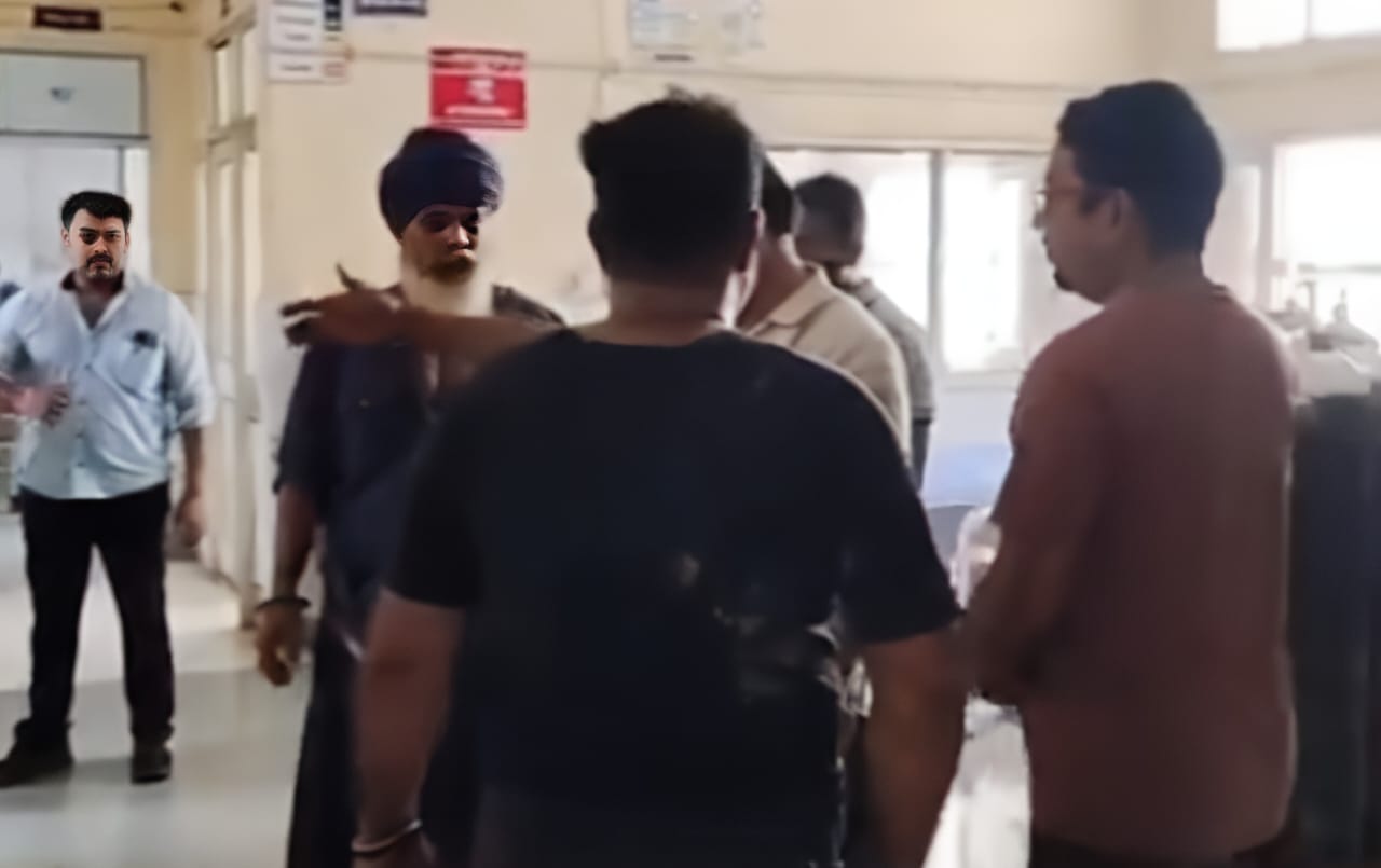 Jind Safidon poultry farm electric shock person died due to negligence in working without safety case registered