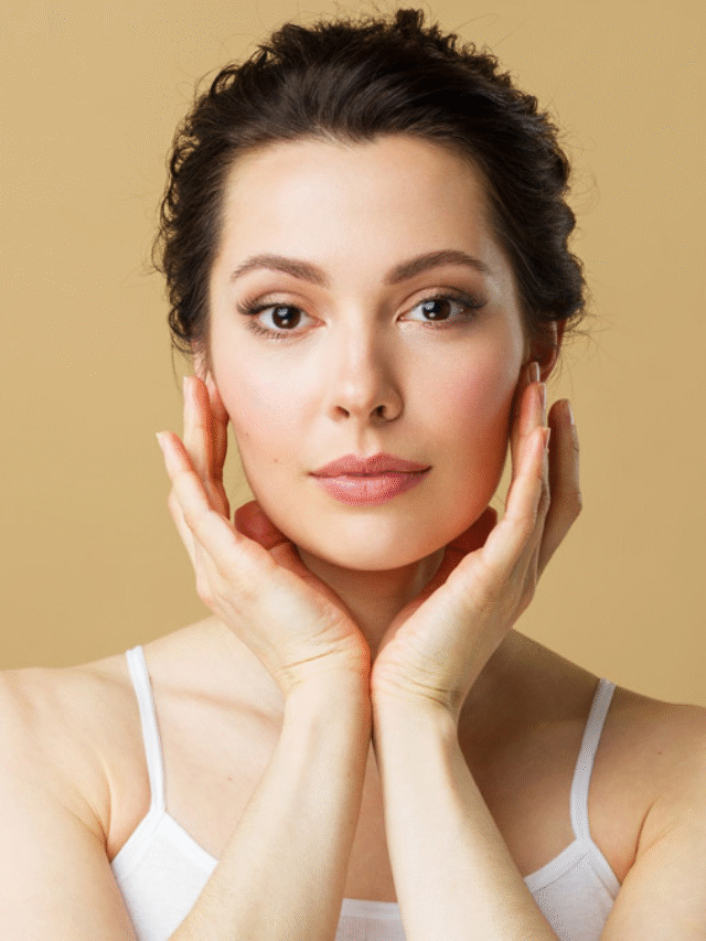 These tiny seeds make your skin glowing and healthy! Blemishes and blemishes will disappear from your face.