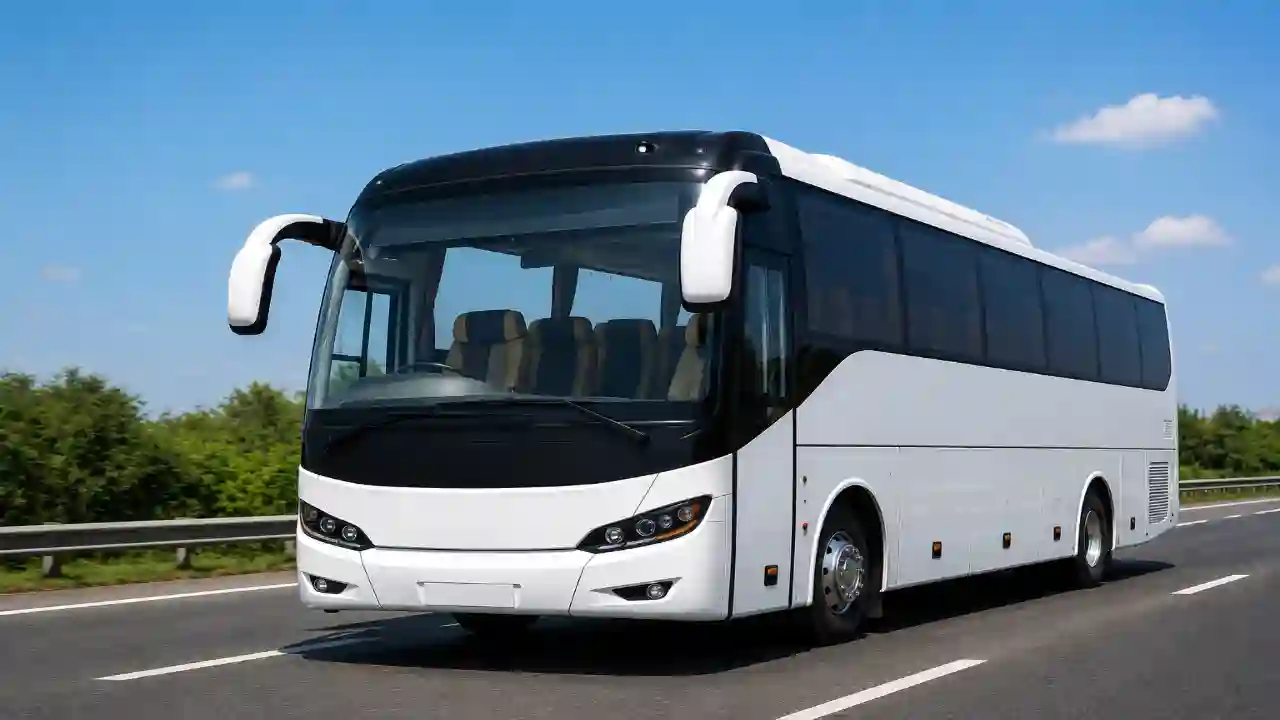 Chandigarh Delhi Airport Bus Service : चंडीगढ़ से दिल्ली एयरपोर्ट, जेवर हवाई अड्डे के लिए चलेंगी 30 सुपर लग्जरी बसें, देखें किन डिपो को मिलेंगी