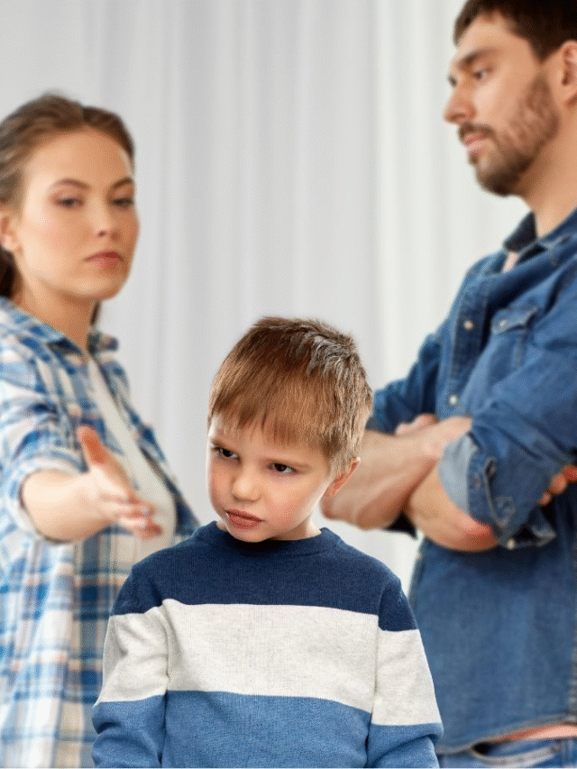 क्या आपके बच्चे भी देते है उल्टे सीधे पलटकर जवाब ? जानें यहां बच्चों पर 10 मनोवैज्ञानिक कारण