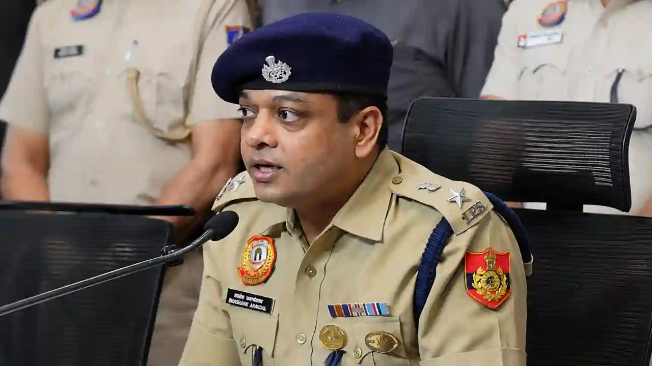 Operation Shastra News: 20+ अपराधी गिरफ्तार, 11 देसी पिस्तौल बरामद