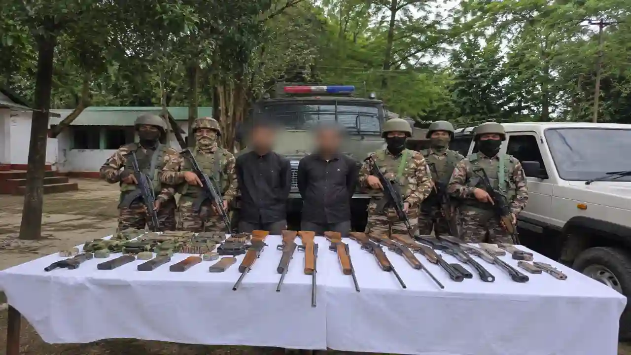 Home Page Manipur Security Operation: Assam Rifles ने 6 UPPK कैडर पकड़े, 17 हथियार बरामद